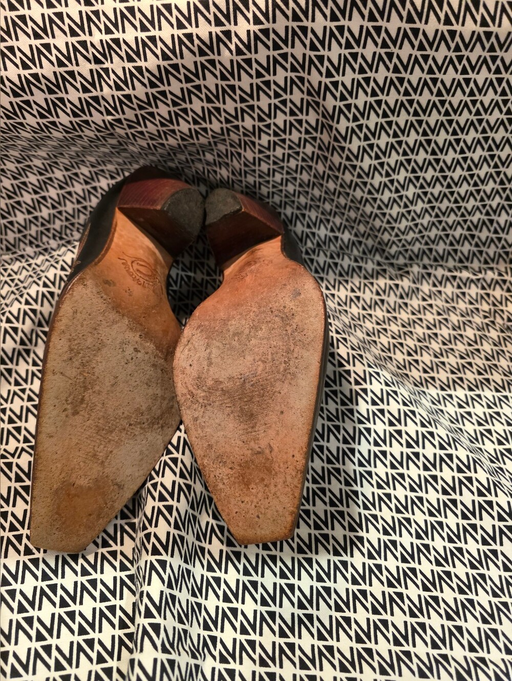 Charlie 1 Horse Black Leather Mules Size 7 1/2 - Picture 4 of 5